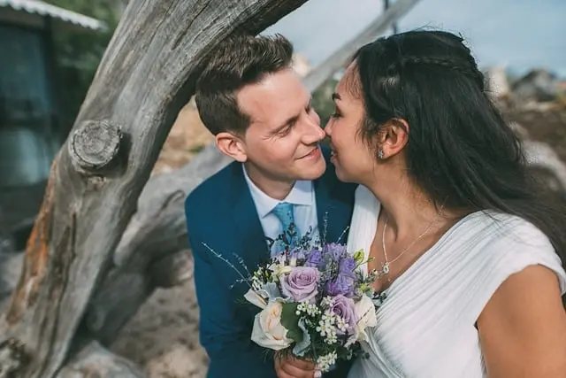 Les 10 Rituels de Mariage Émotionnels à Intégrer pour Élever Votre Union