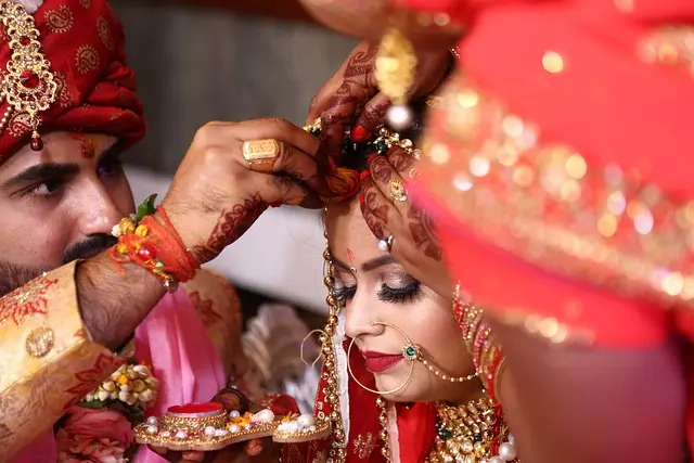 Comment Choisir les Rituels de Mariage Qui Vous Représentent
