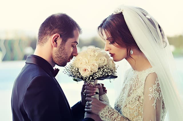 Les 7 Rituels de Mariage à Intégrer pour Élever Votre Union