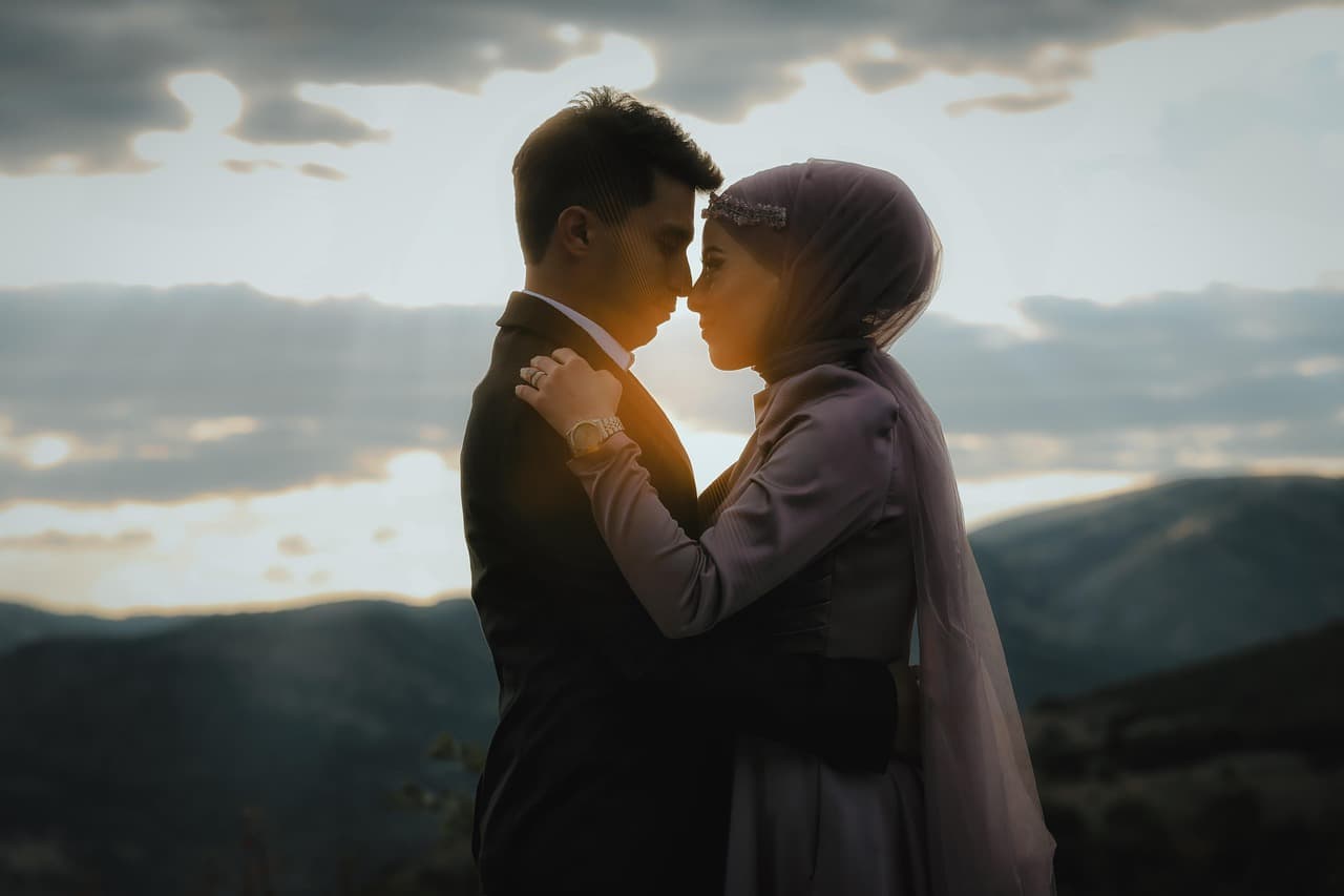 Comment Choisir un Officiant de Mariage Emotionnel